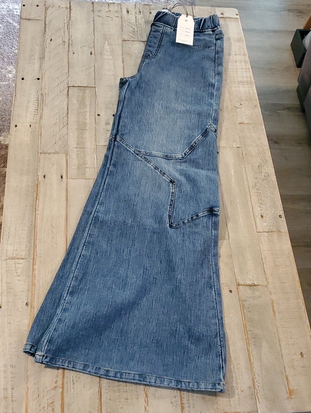 Women's Blue Denim Wide Leg Jeans - Flare Fit